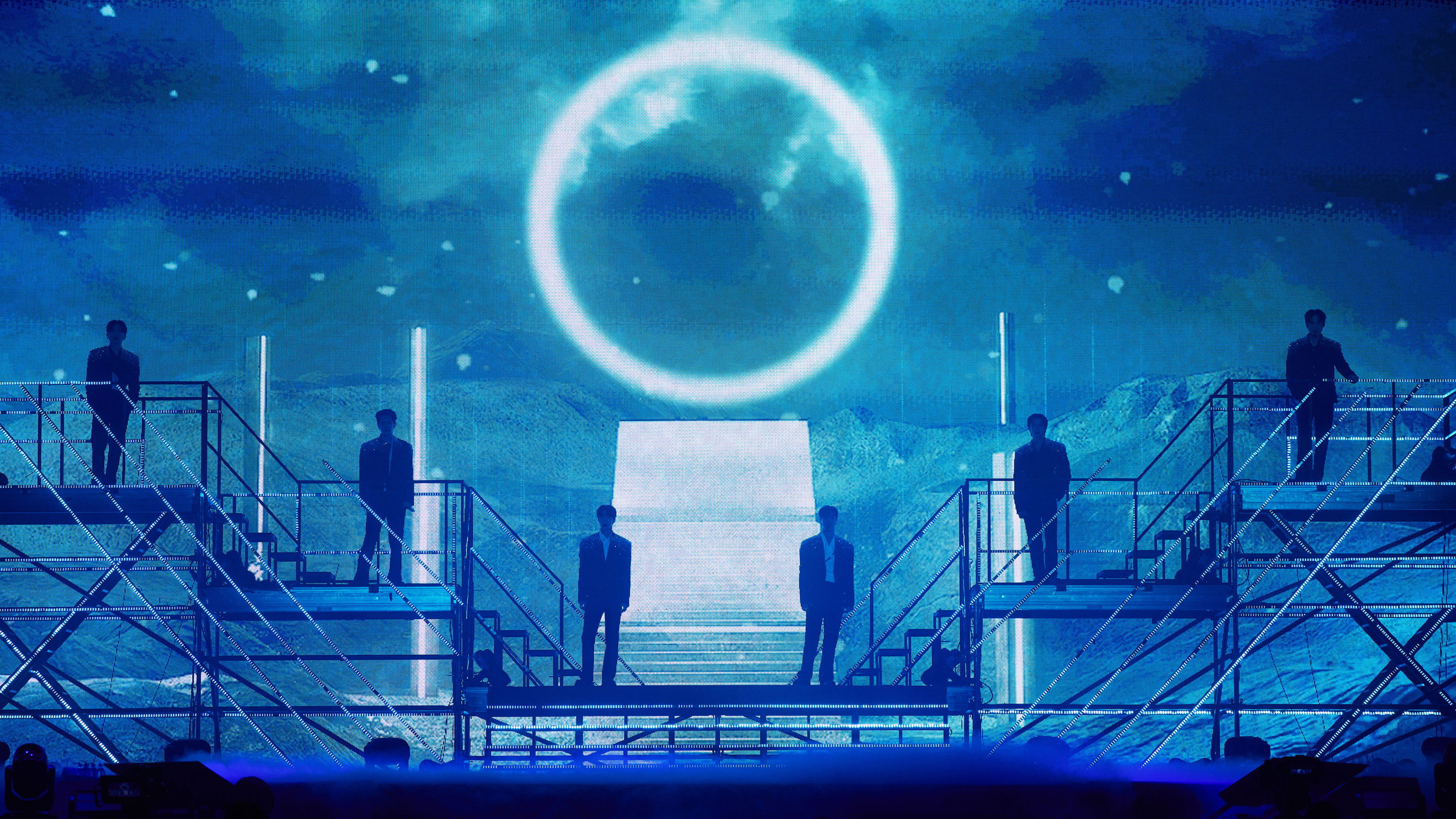 MONSTA X : CONNECT X IN CINEMAS